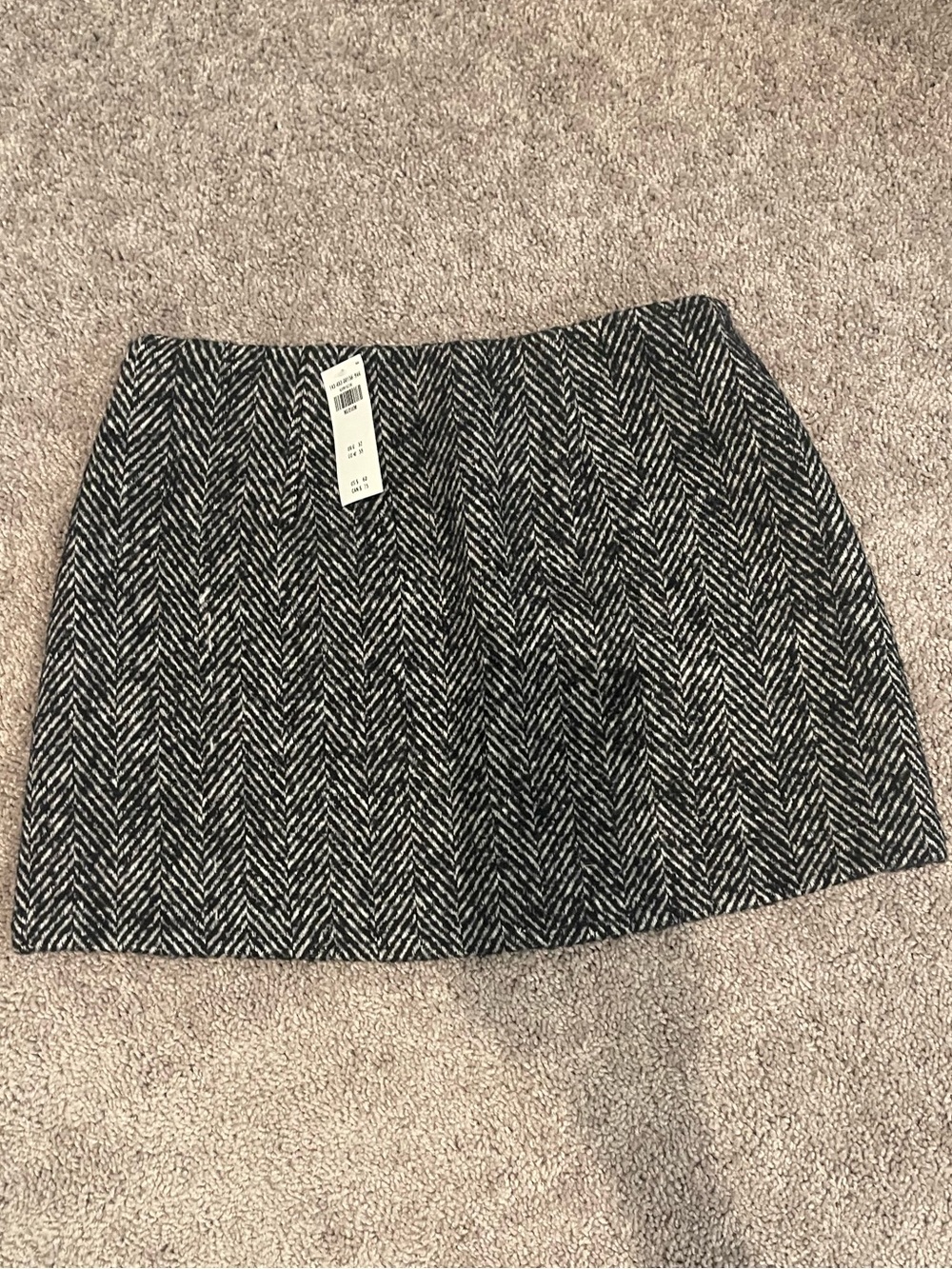 Abercrombie & Fitch Black and White Herringbone Mini Skort